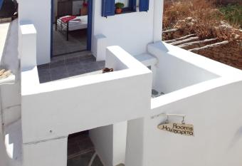 Margarita s Rooms allows 18 year olds to book a room