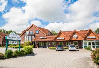 Hotel Ostfriesen Hof allows 18 year olds to book a room
