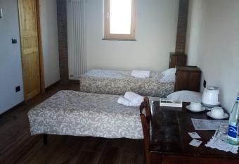 Cascina Bucolica has Balcony rooms