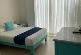 Luna Creciente has Balcony rooms