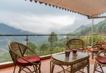 Kasauli Edge Apt with Balcony has Balcony rooms