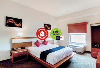 Capital O Hotel Herederos, Piedras Negras allows 18 year olds to book a room