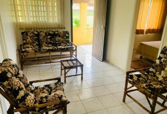 Aguas de S  o Pedro ambiente Familiar e Aconchegante has Balcony rooms