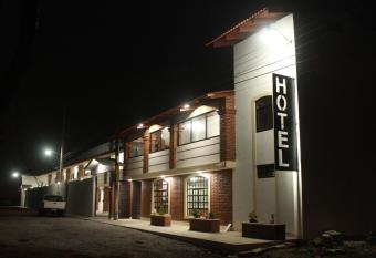 Hotel Los Pinos has Balcony rooms