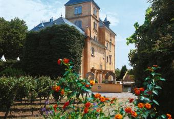 Hotel Schloss Edesheim has Balcony rooms