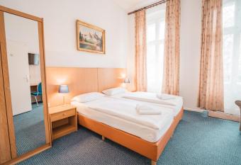 Hotel Gasteiner Hof has Balcony rooms