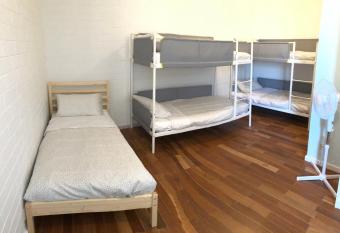 Private room in City Central! has Balcony rooms