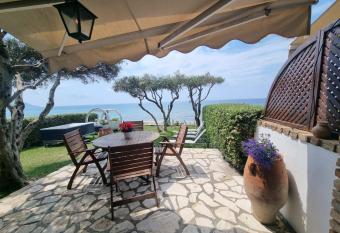 Corfu Glyfada Beachfront House 52 has Balcony rooms