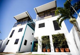 Eco Residencia San Ramon has Balcony rooms