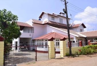 Rajathagiri homestay allows 18 year olds to book a room