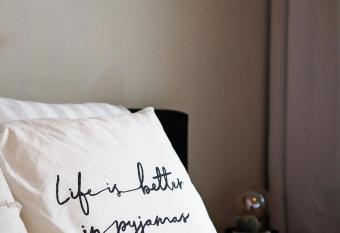 2ndhomes Tampere  allows 18 year olds to book a room