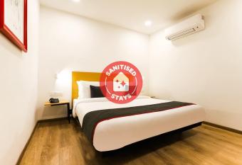 OYO Townhouse 311 Prithvi Resort Near Phoenix Palassio allows 18 year olds to book a room