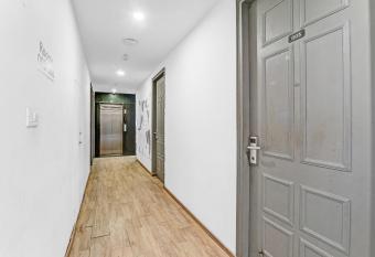 OYO Townhouse 139 Ashiyana Smriti Upvan Near Phoenix United Lucknow allows 18 year olds to book a room