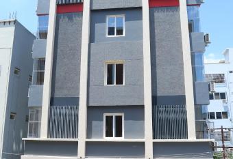 Vishnu Paradise has Balcony rooms