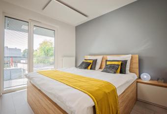 Apartamenty Homely Place Centrum allows 18 year olds to book a room