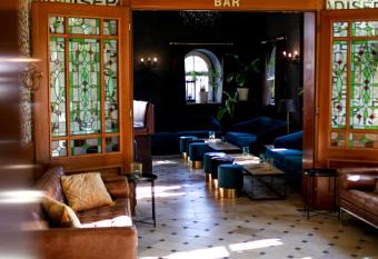 Boutique Hotel Krone M  nchen allows 18 year olds to book a room