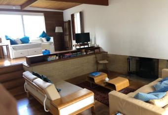 Wood Place has Balcony rooms