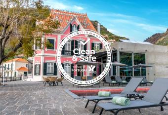 1905 Zino s Palace allows 18 year olds to book a room