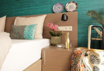 Zeevonk Studio s & Appartementen has Balcony rooms