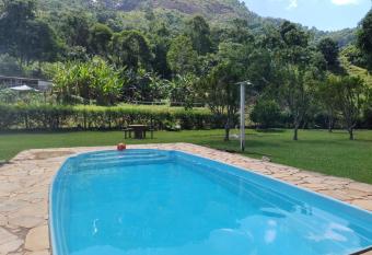 S  tio das Jaqueiras allows 18 year olds to book a room