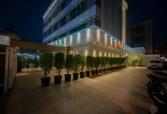 Aditya Residency allows 18 year olds to book a room