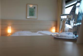 Enjoy Hotel am Studio allows 18 year olds to book a room