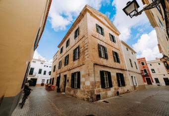 Hotel Artemisia has Balcony rooms