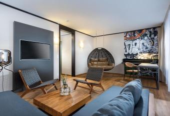 Seminaris Hotel L  neburg has Balcony rooms