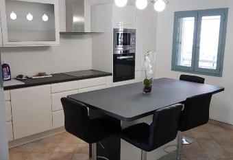 appartement standing le floril  ge has Balcony rooms