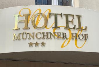 Hotel M  nchner Hof allows 18 year olds to book a room