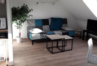 L Escale au Coteau allows 18 year olds to book a room