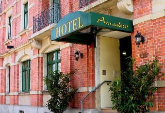 Hotel Amadeus allows 18 year olds to book a room