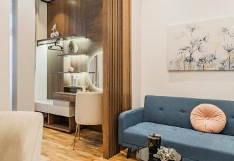 Zeus Design Apartments Sch  nbrunn allows 18 year olds to book a room