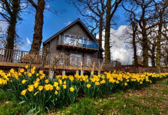iLodge Ultra has rooms with a private hot tub