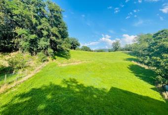 Le Lodge du Pichat allows 18 year olds to book a room