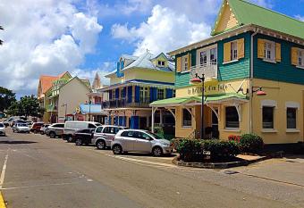 Studio avec balcon amenage et wifi a Les Trois Ilets has Balcony rooms