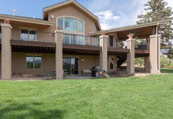 Boarding @ Lazy D Ranch has Balcony rooms