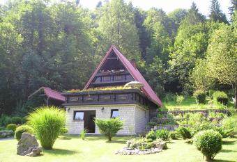 Holiday house with a parking space Gusti Laz, Gorski kotar - 17993 has Balcony rooms