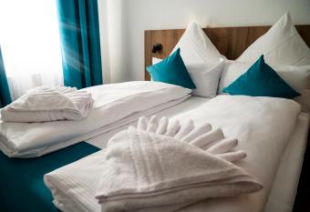 Hotel Hansa Stuttgart City allows 18 year olds to book a room