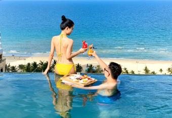 Santa Luxury Hotel allows 18 year olds to book a room