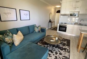 Lemon Rind - 205 Oude Hoek allows 18 year olds to book a room