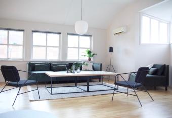 Central Large Modern House With a View allows 18 year olds to book a room