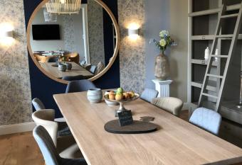 Hotel Ahrbella allows 18 year olds to book a room