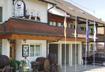 Rammersweier Hof has Balcony rooms