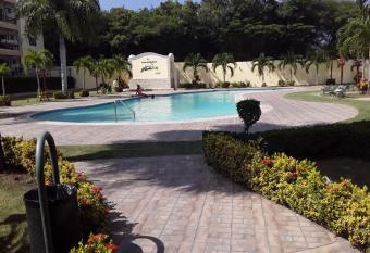 SANTIAGO PARADISE has Balcony rooms