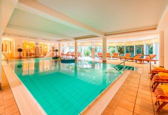 Hotel Birke, Ringhotel Kiel allows 18 year olds to book a room