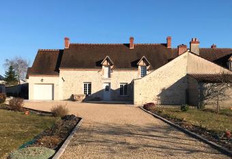 Studio ind  pendant chez l habitant allows 18 year olds to book a room