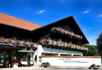 Hotel Gut Schmelmerhof has Balcony rooms