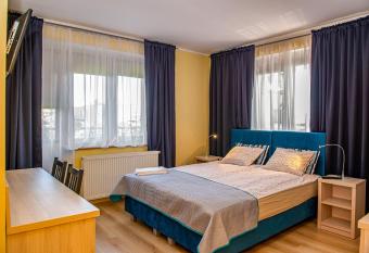 Morski Diament allows 18 year olds to book a room