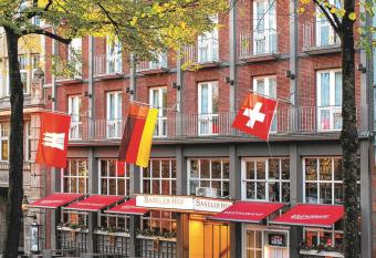 Hotel Baseler Hof has Balcony rooms